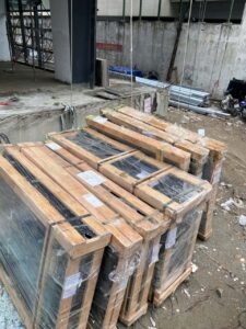 Kính chống cháy EI15 phút